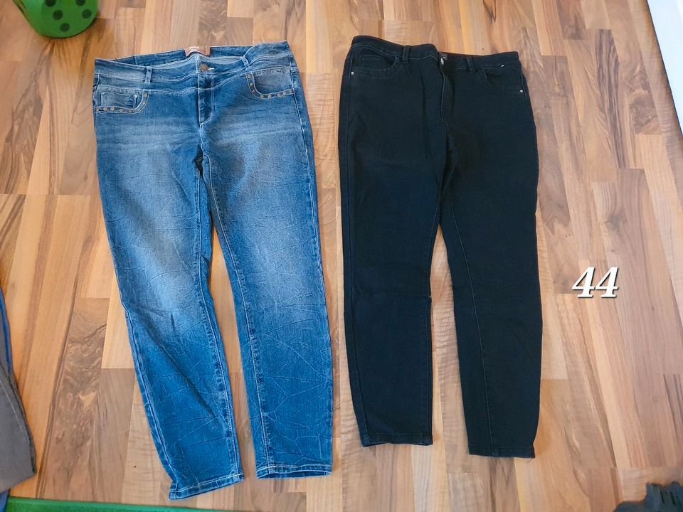 Damen Jeans 44 in Lippstadt