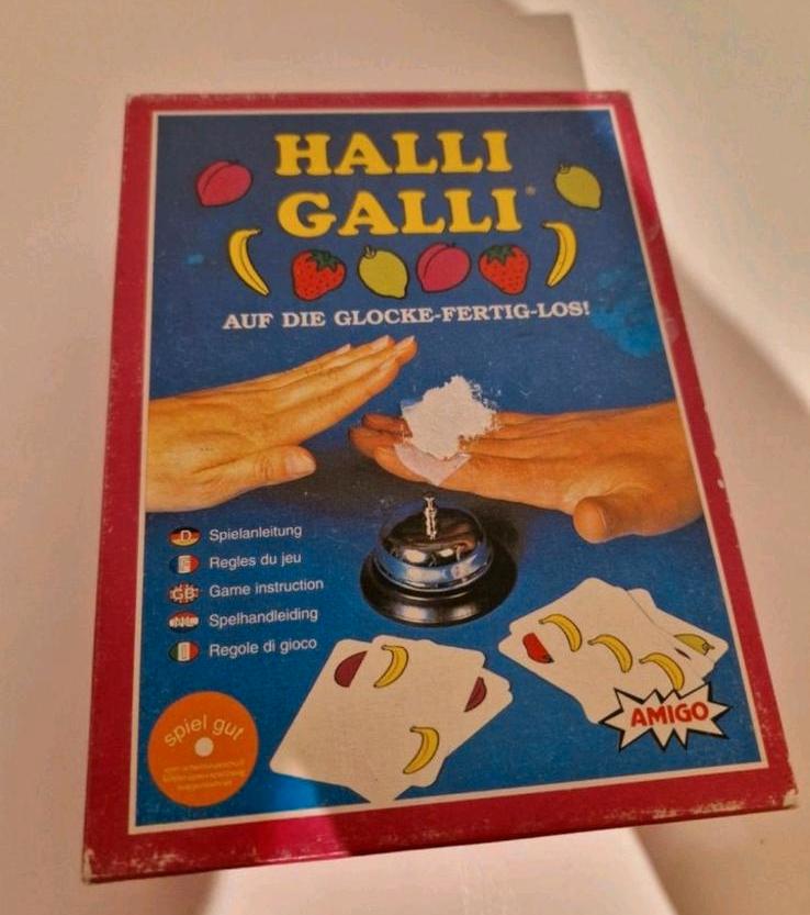 Spiel Gesellschaftsspiel Halli Galli Halligalli Familienspiel in Verl
