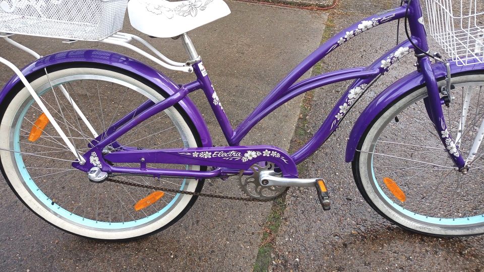 Electra Beachcruiser Damenrad Mädchenrad Fahrrad Rad 26 Zoll in Winsen (Aller)