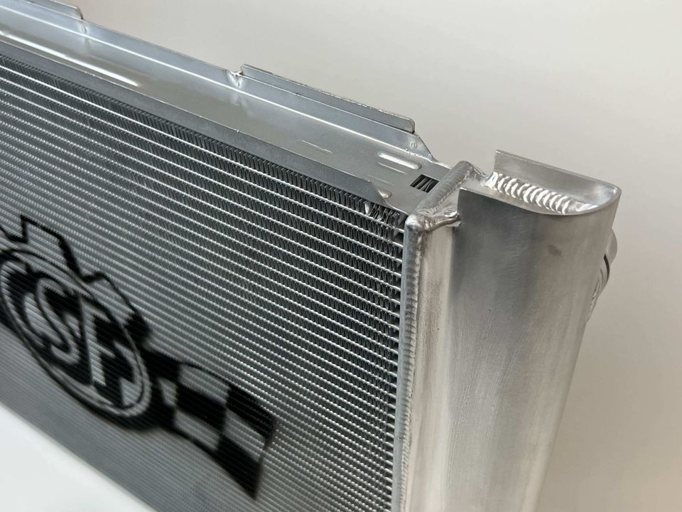 CSF High-Performance Radiator Kühler passend für BMW E6X M5/M6 72 in Dortmund