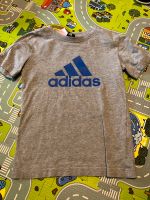 Kinder - Adidas tshirt - neuwertig Nordrhein-Westfalen - Mülheim (Ruhr) Vorschau