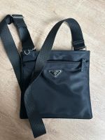 Prada Umhängetasche | Nylon | Schwarz Nordrhein-Westfalen - Ratingen Vorschau