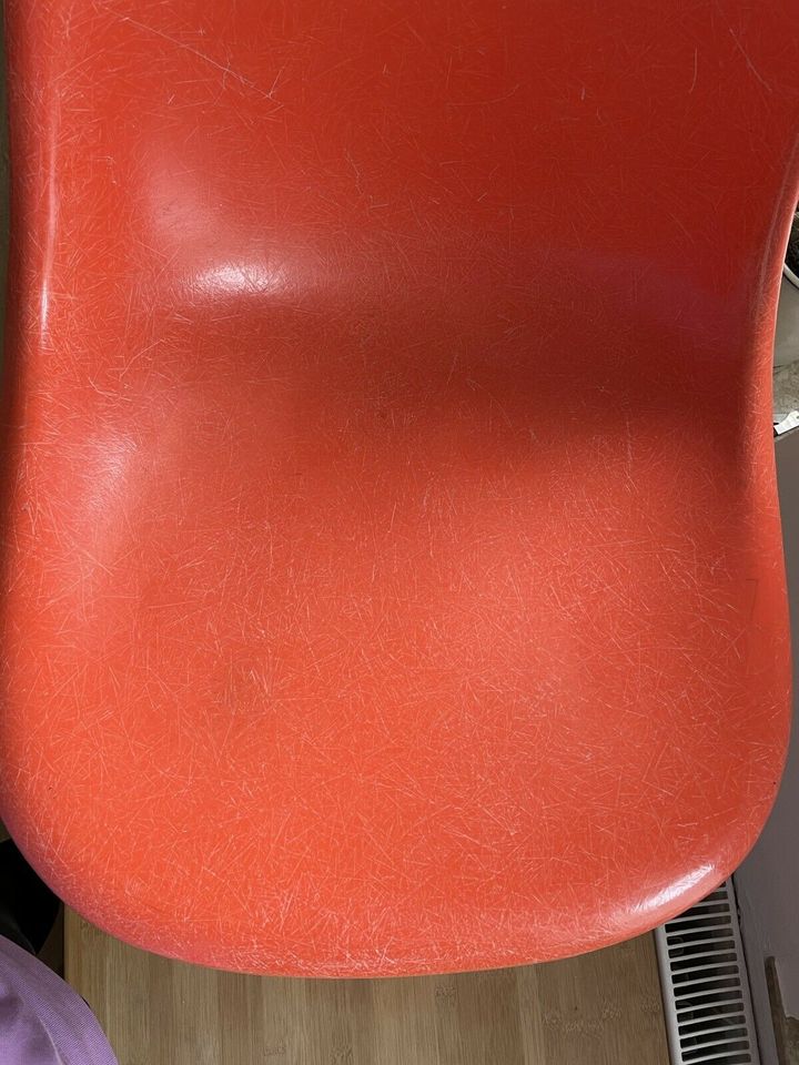 Herman Miller Schale Sitzschale Fiberglas orange in Braunschweig