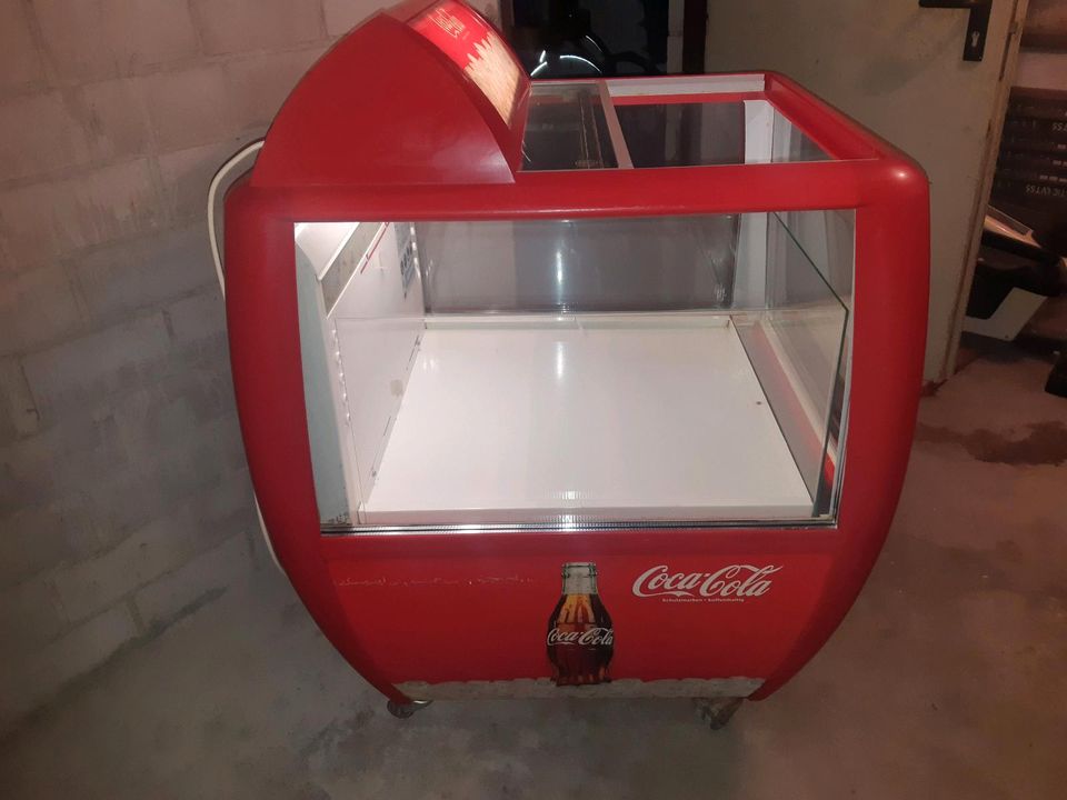 Carrier Coca-Cola Kältetruhe Tulip TC17-R290 mit Schiebedeckel in Ettenheim