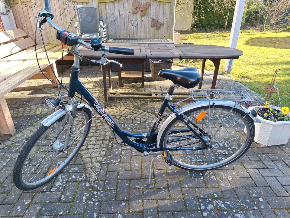 Fahrrad Damen 28 Zoll in Bergen