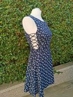 H&M Divided dunkelblau mit weißen Blumen seitl. Schnürung Gr.38 Bayern - Forchheim Vorschau
