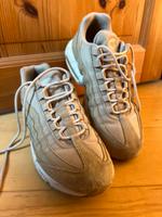 Nike Air in beige Niedersachsen - Bienenbüttel Vorschau