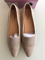 Slipper Gr. 39 in Beige NEU in OVP Bayern - Waal Vorschau