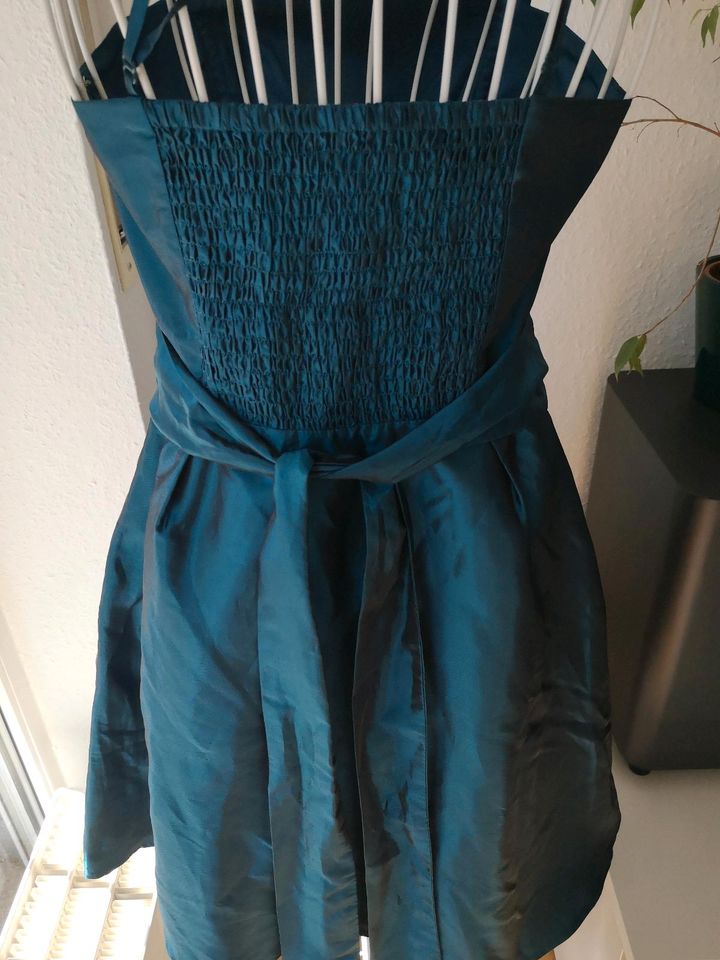 Abendkleid / Ballkleid in Tettnang