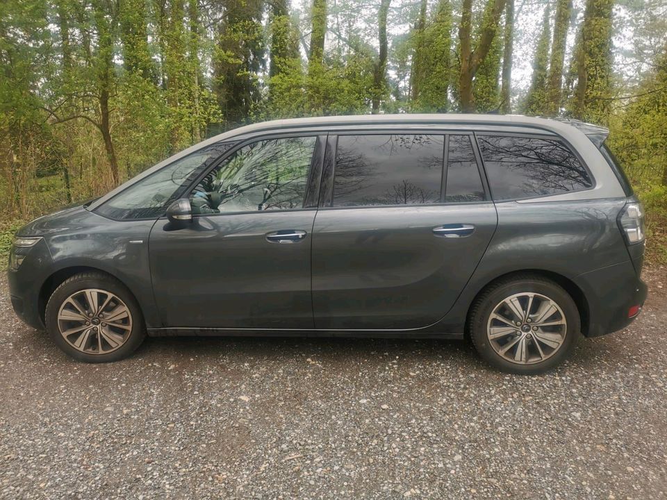 Citroén C4 Grand Picasso/ Exclusive 2.0 Blue HDI in Velbert