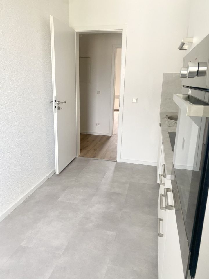 Exklusive 2-Zimmer-Wohnung nach Kernsanierung - Auch als WG geeignet - Luxuriöse Innenausstattung in Mülheim (Ruhr)