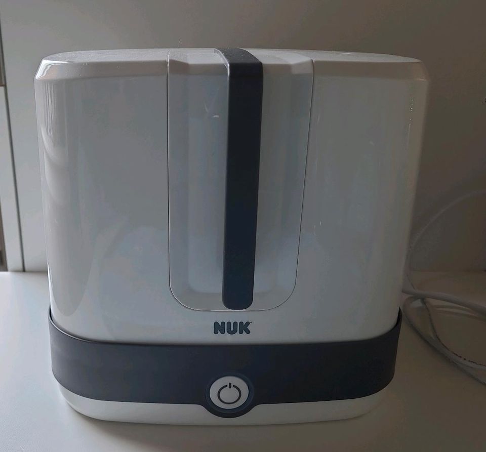 NUK Vario express Baby Flaschen Dampf Sterilisator in Kalbach