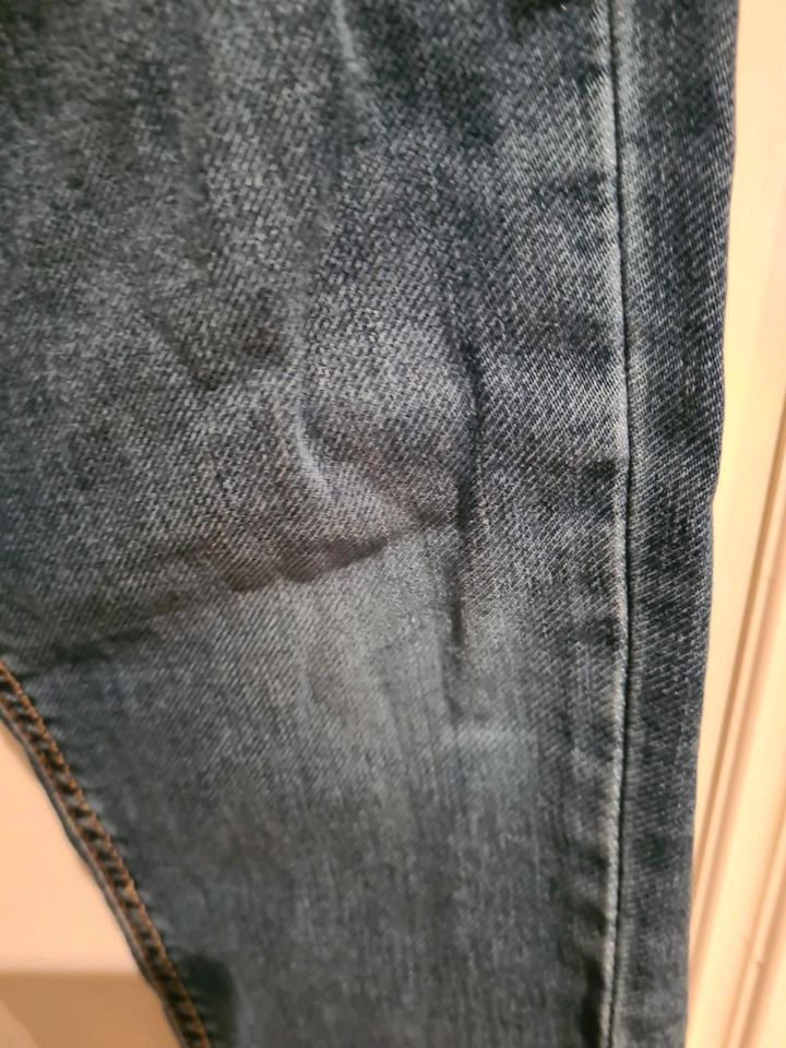 Yigga Jeans Hose Shorts umnähen 140 blau in Ibbenbüren