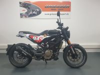 Husqvarna 125 Svartpilen 2022 keine Duke Griesser Edition Bayern - Großkarolinenfeld Vorschau