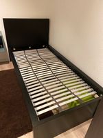 Ikea Malm Bett 90x200 schwarz mit Lattenrost kaum gebraucht 150€ Schleswig-Holstein - Groß Rönnau Vorschau