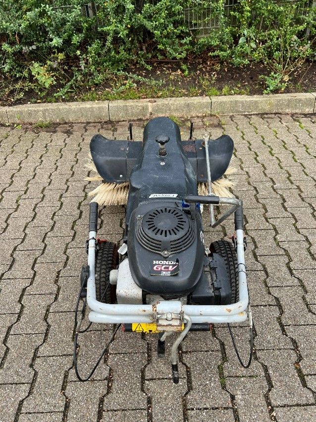 Limpar 82 Vario - Kehrmaschine in Essen