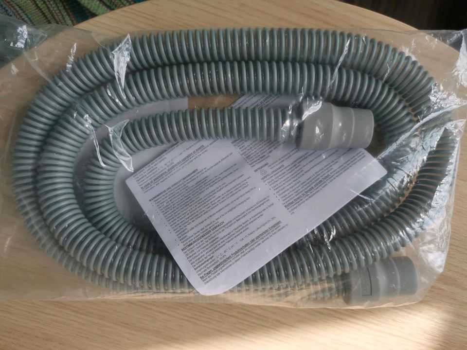 Atemschlauch LÖWENSTEIN für CPAP-Maske. NEU, OVP,  180 cm 22 mm in Berlin