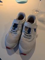 nike sneaker klett Gr 32  Sport schuhe Bayern - Lonnerstadt Vorschau
