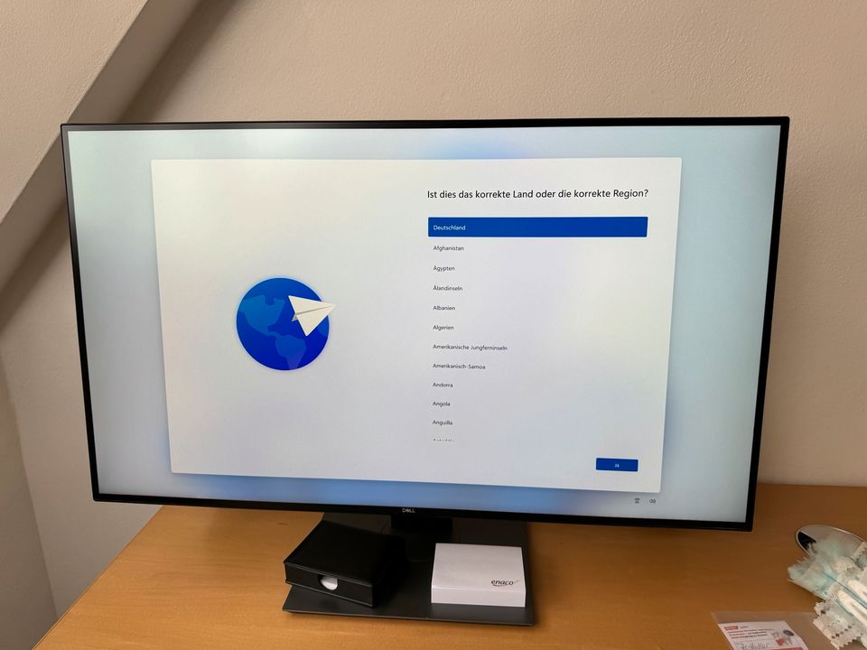 Dell U3219Q Ultra 4K Monitor 60hz NP 991 bei Amazon in Gerolsbach