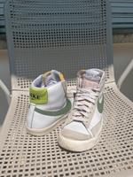 Nike Blazer Grünes Nike Symbol Gr. 40 Baden-Württemberg - Ulm Vorschau