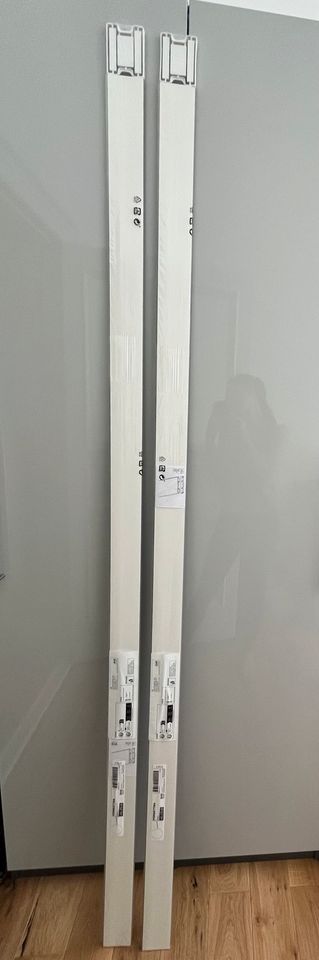 Ikea Leisten Förbättra zwei Stück weiß OP 60 in Berlin