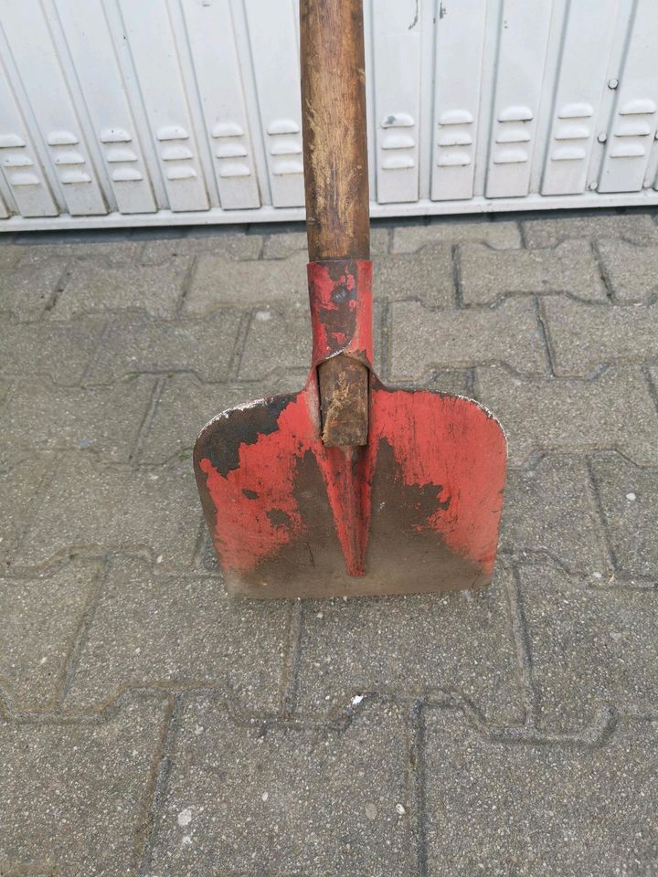 Verschiedene Gartendeko Vintage Retro Steine teilw. kostenlos in Muggensturm