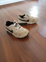 Nike-Sneaker Größe 28 abzugeben Nordrhein-Westfalen - Krefeld Vorschau