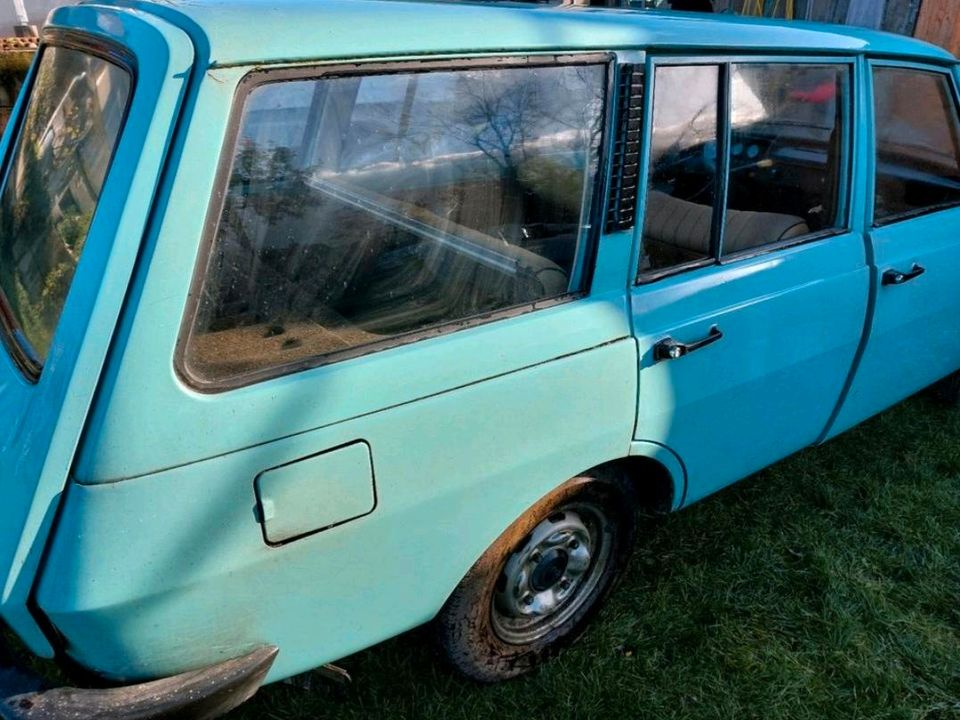 Wartburg 353 Tourist Baujahr 1974 in Gräfenhainichen