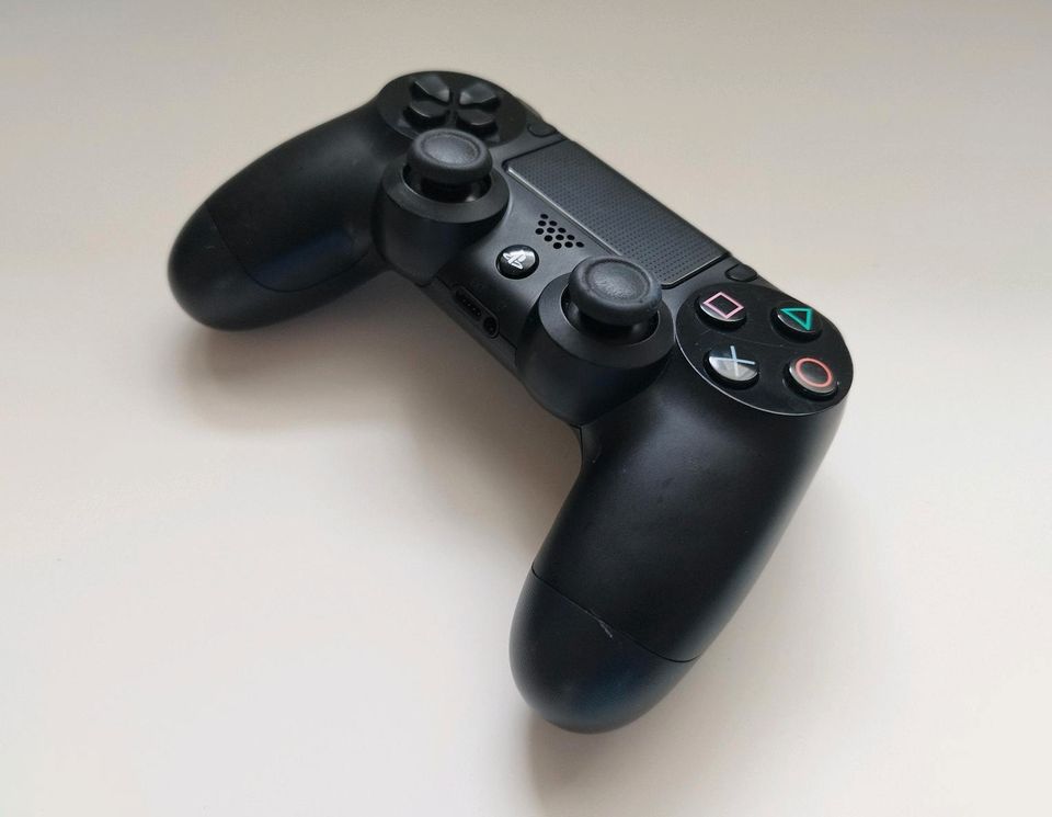 Sony PS4 Controller V1 in Solms