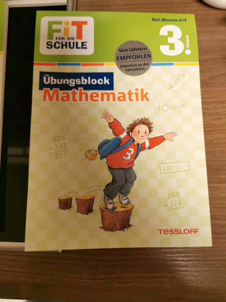 Übungsblock Deutsch & Mathe Klasse 3 in Schloß Holte-Stukenbrock