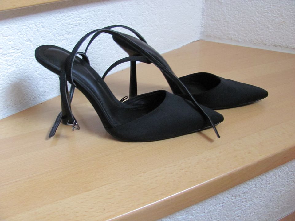 Bershka High Heels Absatzschuhe Gr. 39 in Limbach-Oberfrohna