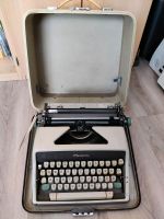 Schreibmaschine Olympia Gebraucht SM7 Alt Antiquität Rheinland-Pfalz - Rodenbach Vorschau
