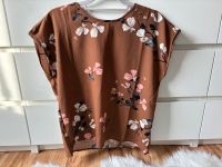 Vero Moda Shirt Bluse Blumen Gr. S Niedersachsen - Eime Vorschau