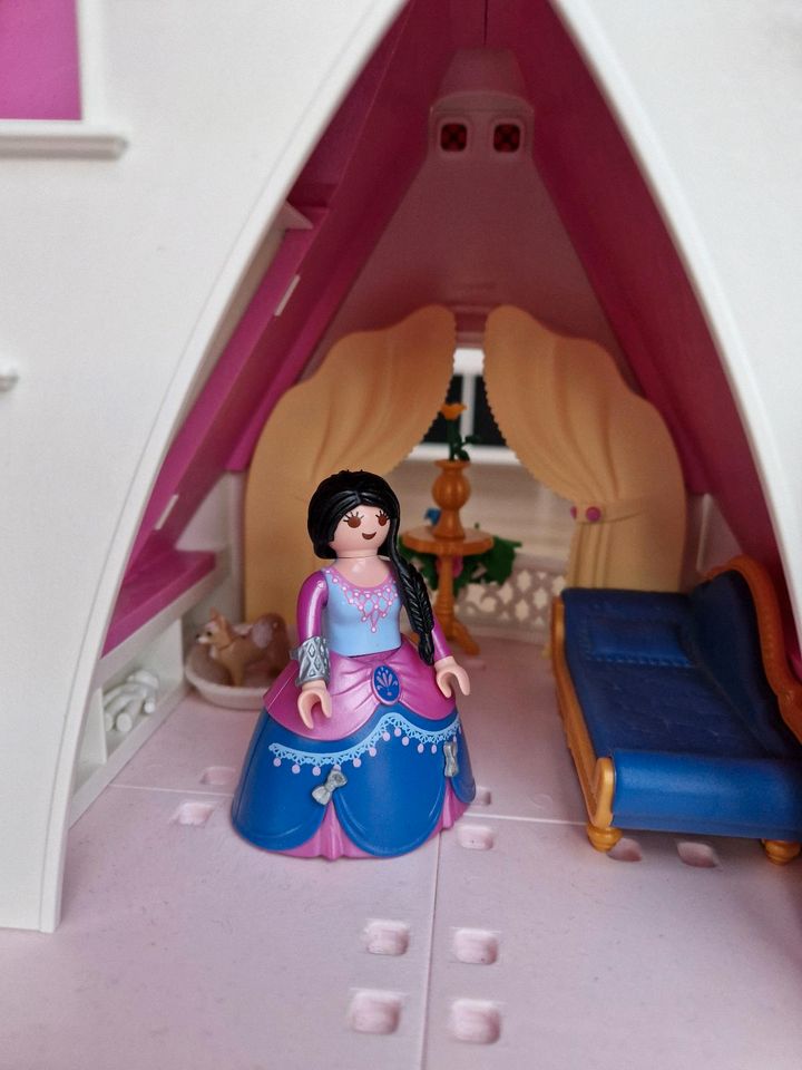 Playmobil Prinzessinnenschloss komplett eingerichtet in Kornwestheim
