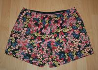 Boden Bistro Shorts navy Blümchen, Gr. 40 R, sehr guter Zustand Nordrhein-Westfalen - Gevelsberg Vorschau