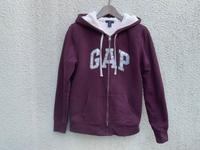 GAP Sweatshirt Jacke Bordeaux warm gefüttert Größe S Nürnberg (Mittelfr) - Oststadt Vorschau