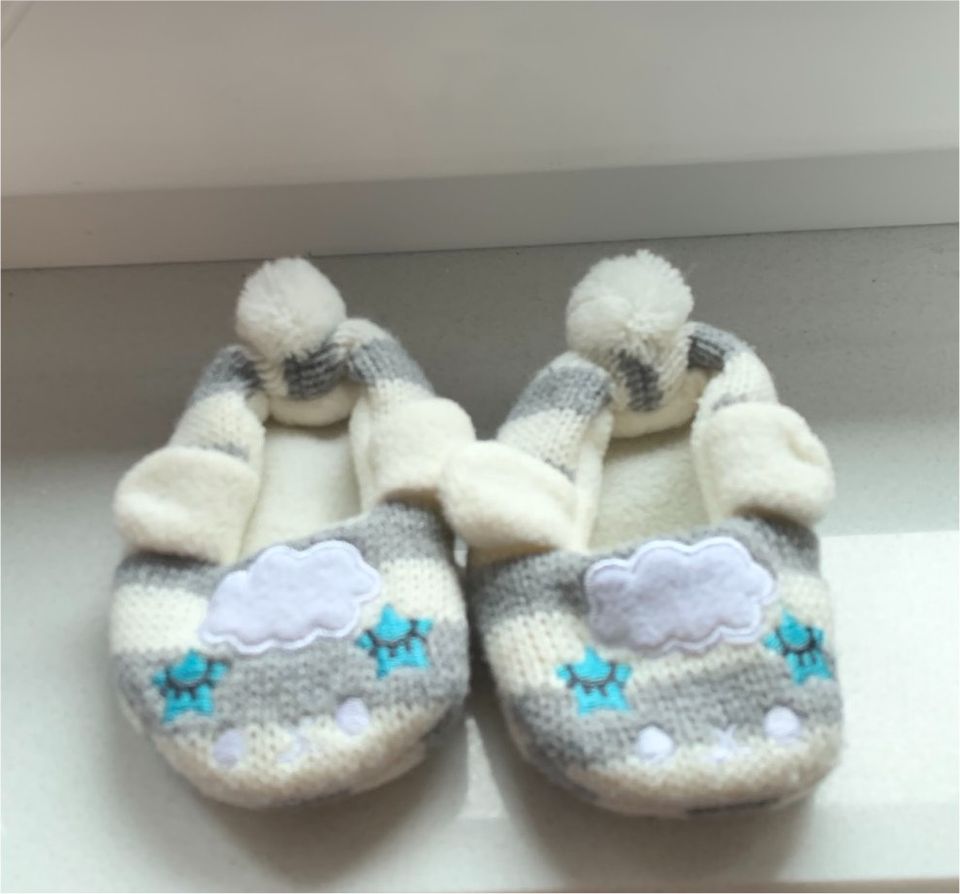 Babyschuhe neu in Gilserberg