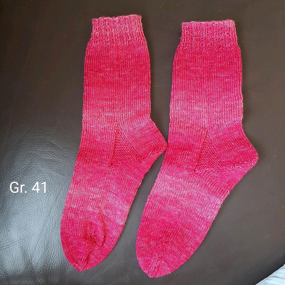 Selbst gestrickte Socken Strümpfe Gr. 41 Online in Marktbreit