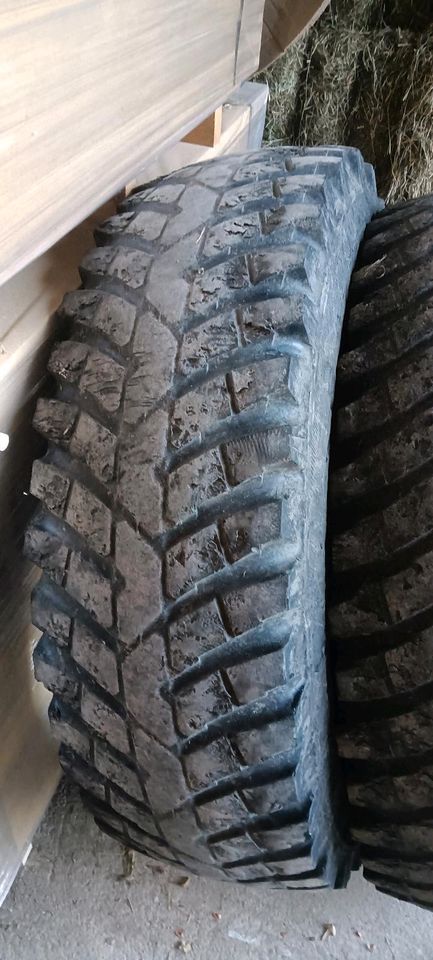 Nokian Tri Kommunalreifen Straßenreifen 440/80R34 (16,9R34) in Schierling