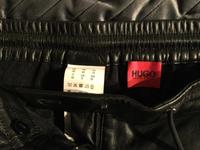 Lederimitat Damen Hose von Hugo Boss Größe 38 Berlin - Spandau Vorschau
