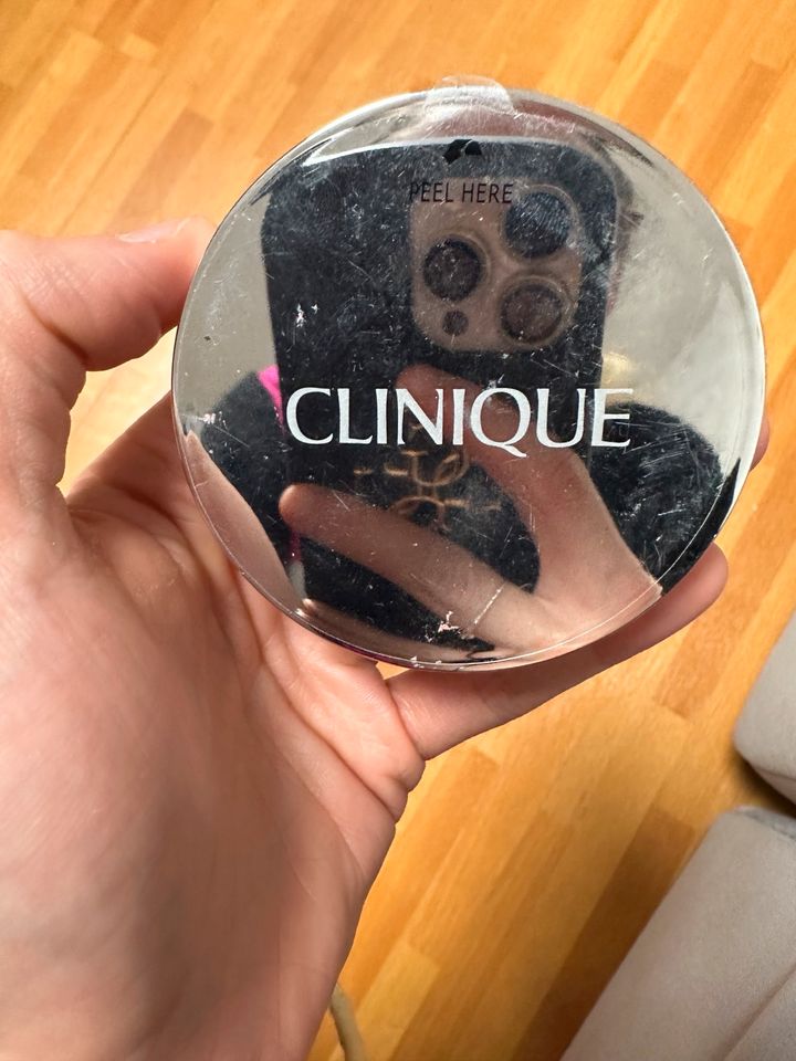 Clinique Almost powder Make-up in Ludwigshafen