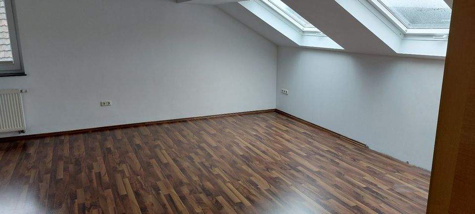 Tolle Wohnung in Benhausen, 3,5 Zimmer KB, 84m², 700€ in Paderborn