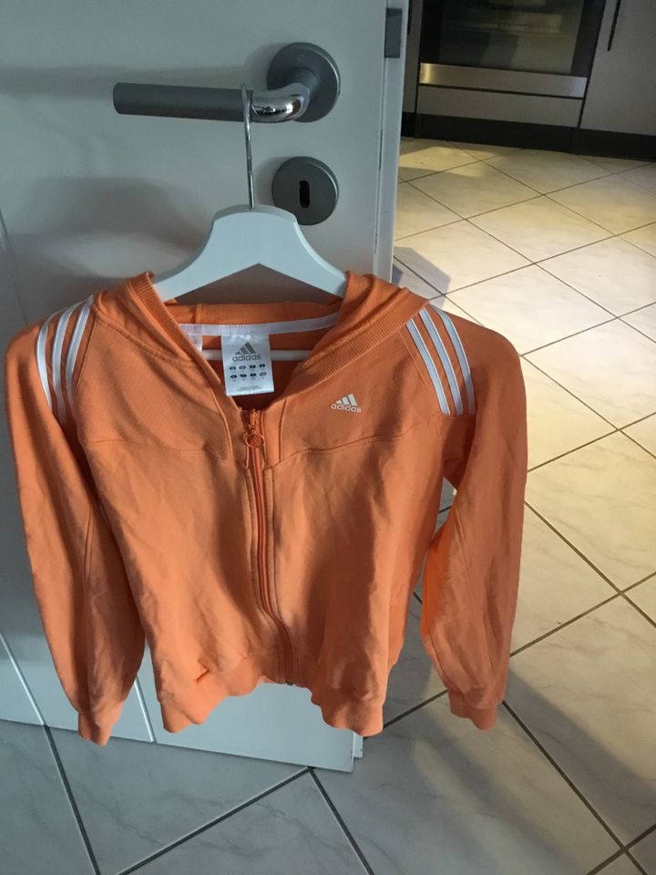 Adidas Sweatshirtjacke in Meldorf