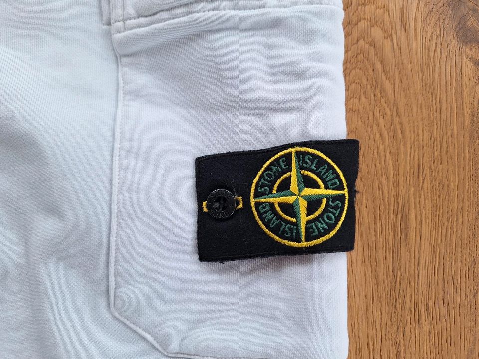 Stone Island Cargohose aus Sweatstoff Gr L hellgrau in Büchel