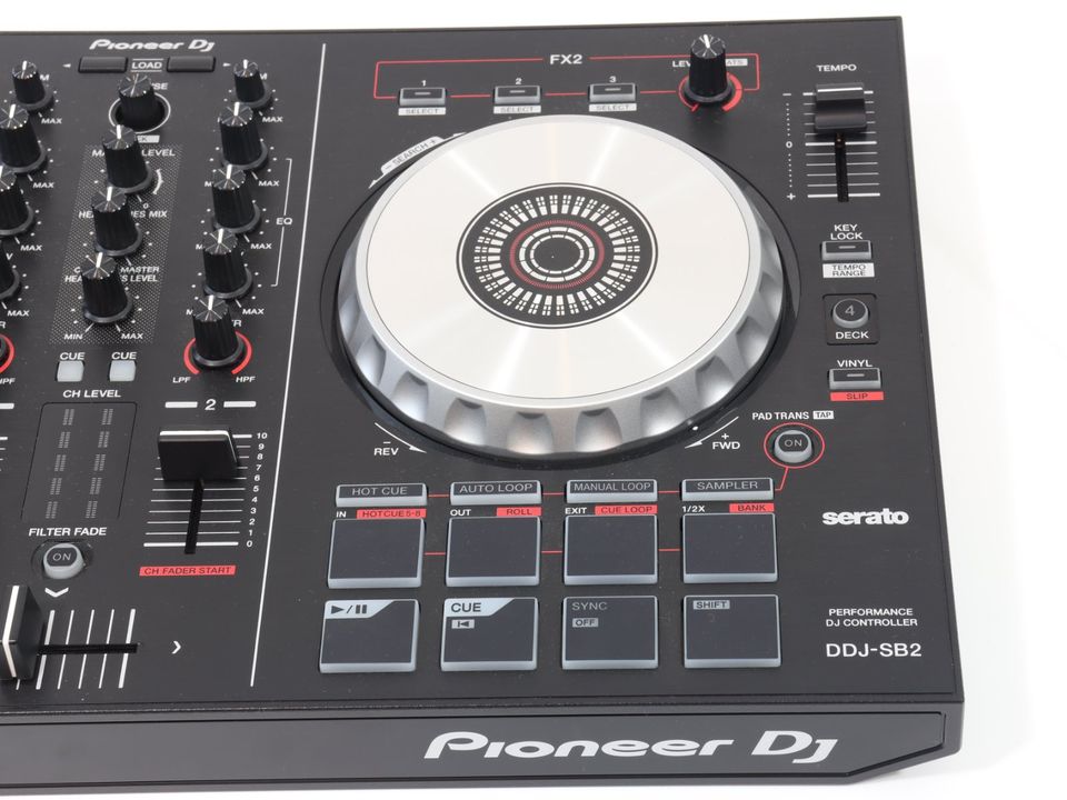 Pioneer DJ DDJ-SB2 Controller - inkl. Softcase + 1 Jahr Gewähr. in Möhnesee