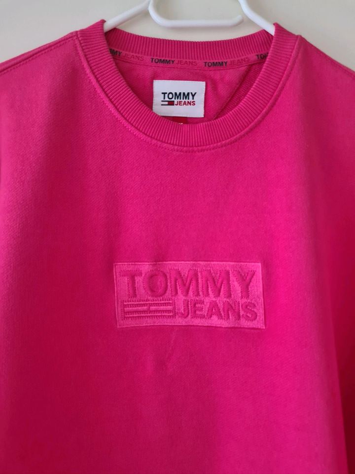 Tommy Hilfiger Pullover NEU in Düren