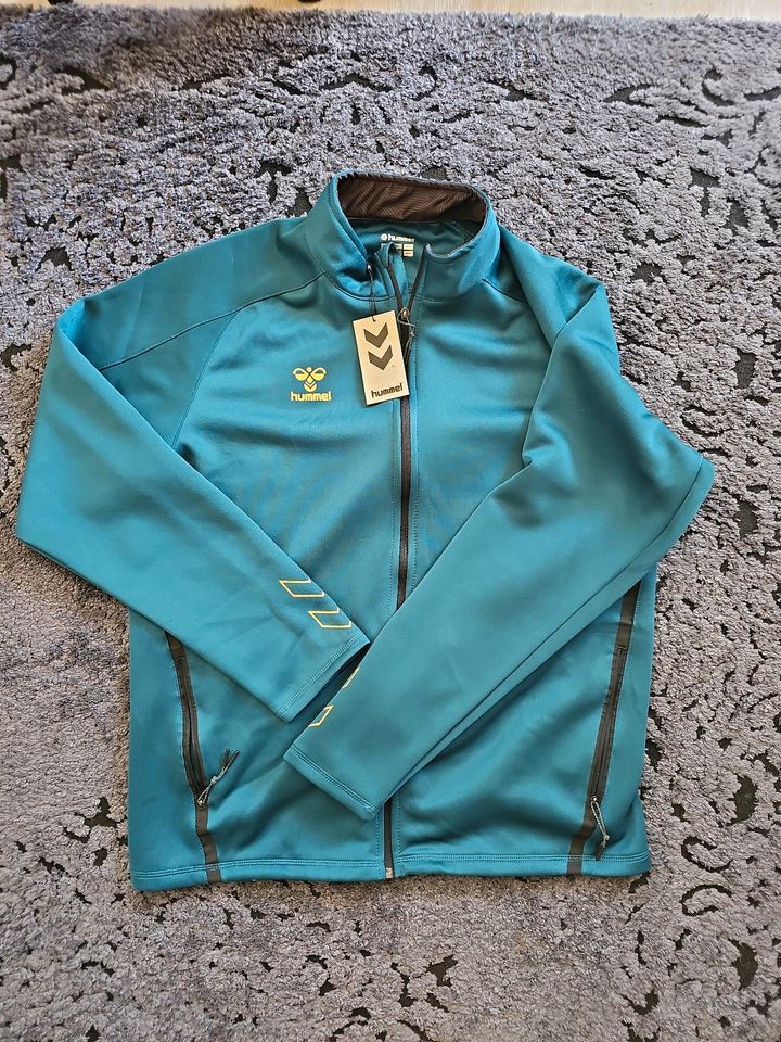 Sweatjacke Hummel, neu XXL in Hamburg