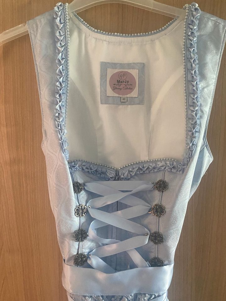 Dirndl MarJo mit Bluse in Heiligenstadt