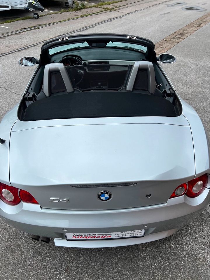 Bmw Z4 Roadster e85 *Scheckheft *Service Neu *Shz *Klima in Velbert