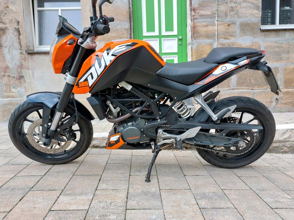 KTM Duke 125 in Lauf a.d. Pegnitz